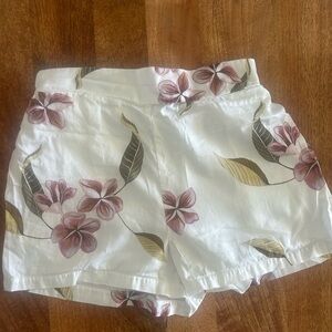 High Waist White Floral Shorts